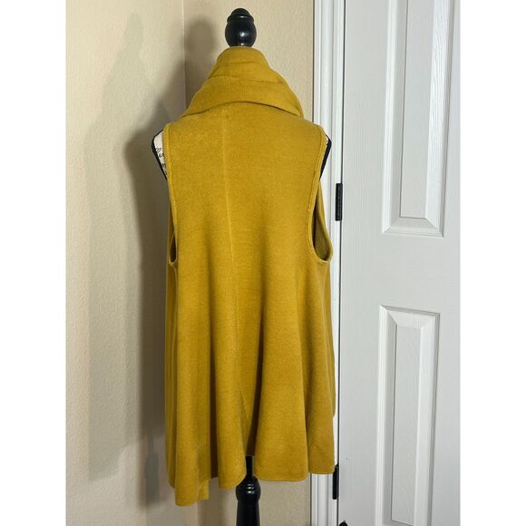 LOOK Mustard Yellow Shawl Fall Wrap Sweater Cardigan One Size Boho Western Chic - Picture 2 of 5